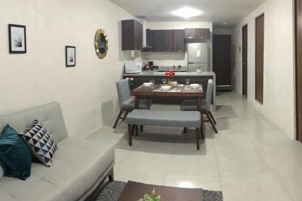 Be Central Departamento Con Alberca En El Centro De Guadalaja グアダラハラ エクステリア 写真