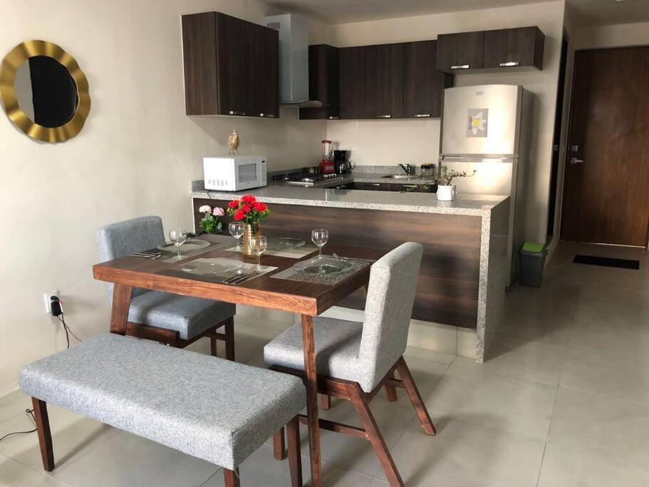 Be Central Departamento Con Alberca En El Centro De Guadalaja グアダラハラ エクステリア 写真