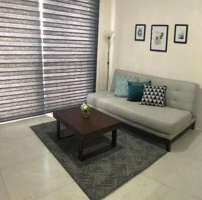 Be Central Departamento Con Alberca En El Centro De Guadalaja グアダラハラ エクステリア 写真