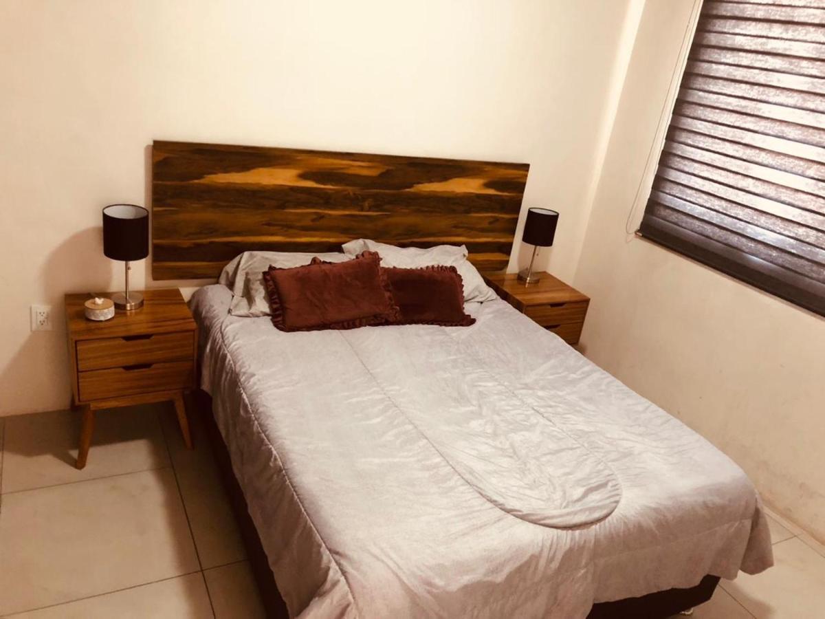 Be Central Departamento Con Alberca En El Centro De Guadalaja グアダラハラ エクステリア 写真